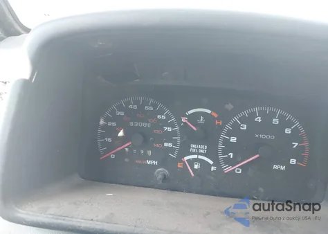 1994 Geo Tracker z USA, uszkodzony, nr VIN 2CNBJ18U7R6928021